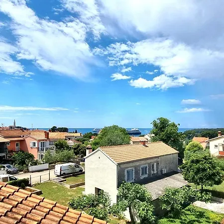 Apartments Zonta 800 M From Beach Rovinj Exterior photo