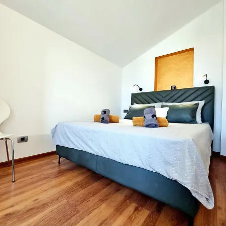 Apartments Zonta 800 M From Beach Rovinj Exterior photo