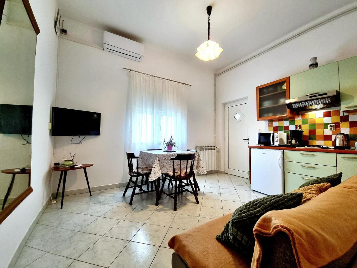 Zonta 800 M From Apartment